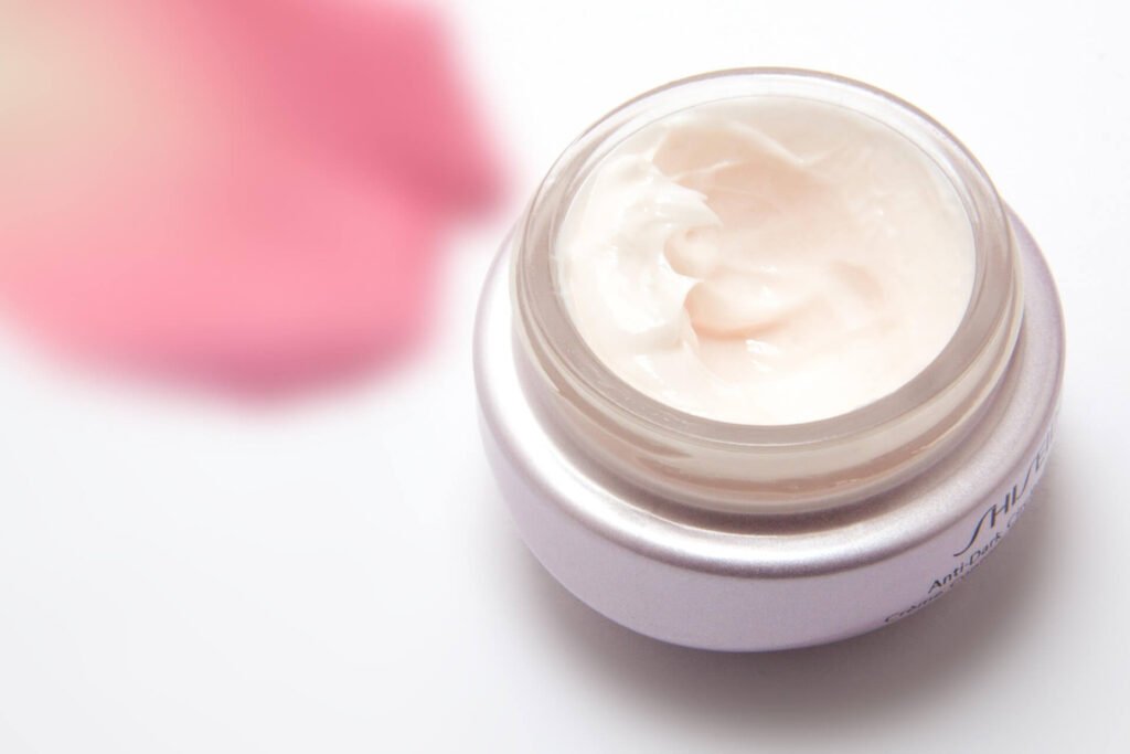 Best organic skin whitening cream in India